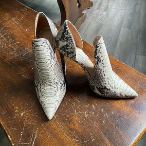 Steve Madden Dolly Snake Skin Pointed Toe Heels